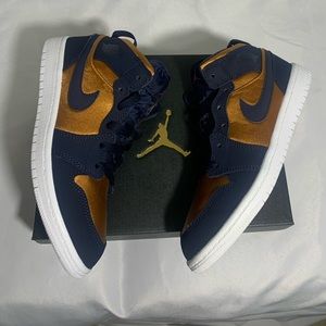 JORDAN 1 MID SE (PS) Size: 3Y
